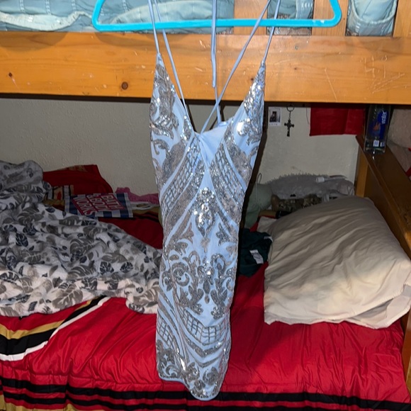 Dress - Picture 1 of 3